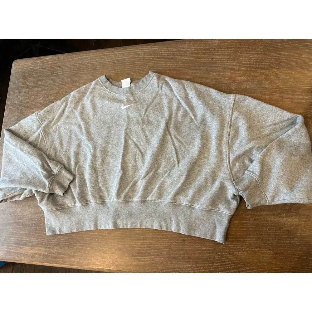NIKE Gray Cropped Sweatshirt Top Shirt women size L